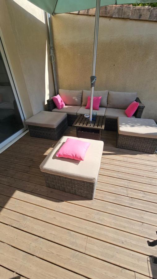 Bed To Rent - Maison Calme Avec Jacuzzi Sous Supplement Bordéus Exterior foto
