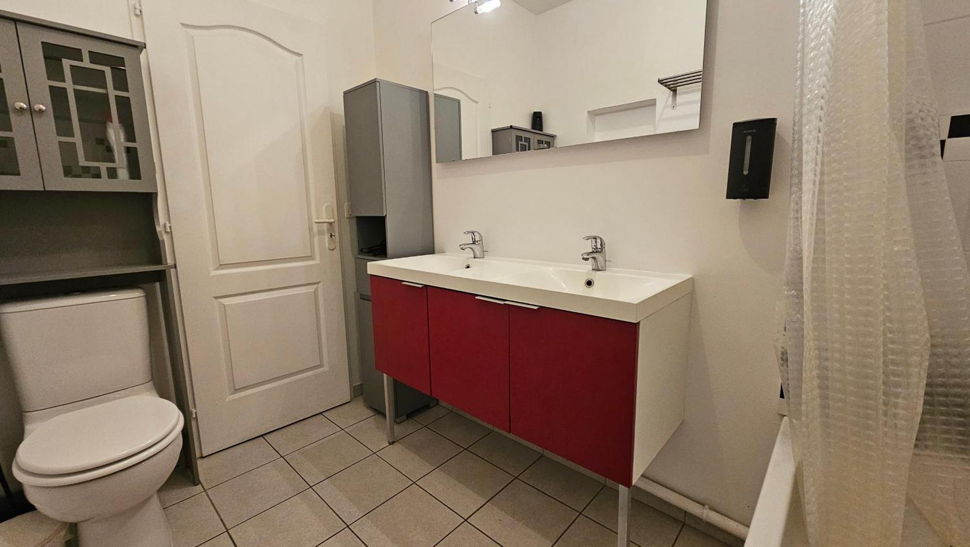 Bed To Rent - Maison Calme Avec Jacuzzi Sous Supplement Bordéus Exterior foto
