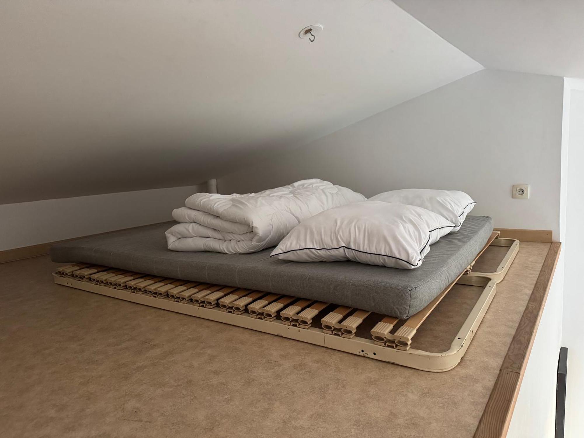 Bed To Rent - Maison Calme Avec Jacuzzi Sous Supplement Bordéus Exterior foto